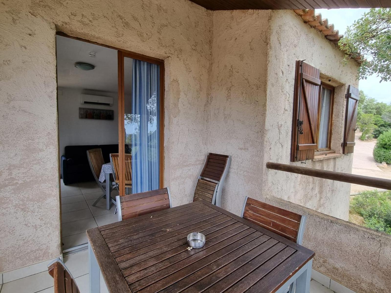 Bungalows Du Maquis Порто-Веккьо Экстерьер фото