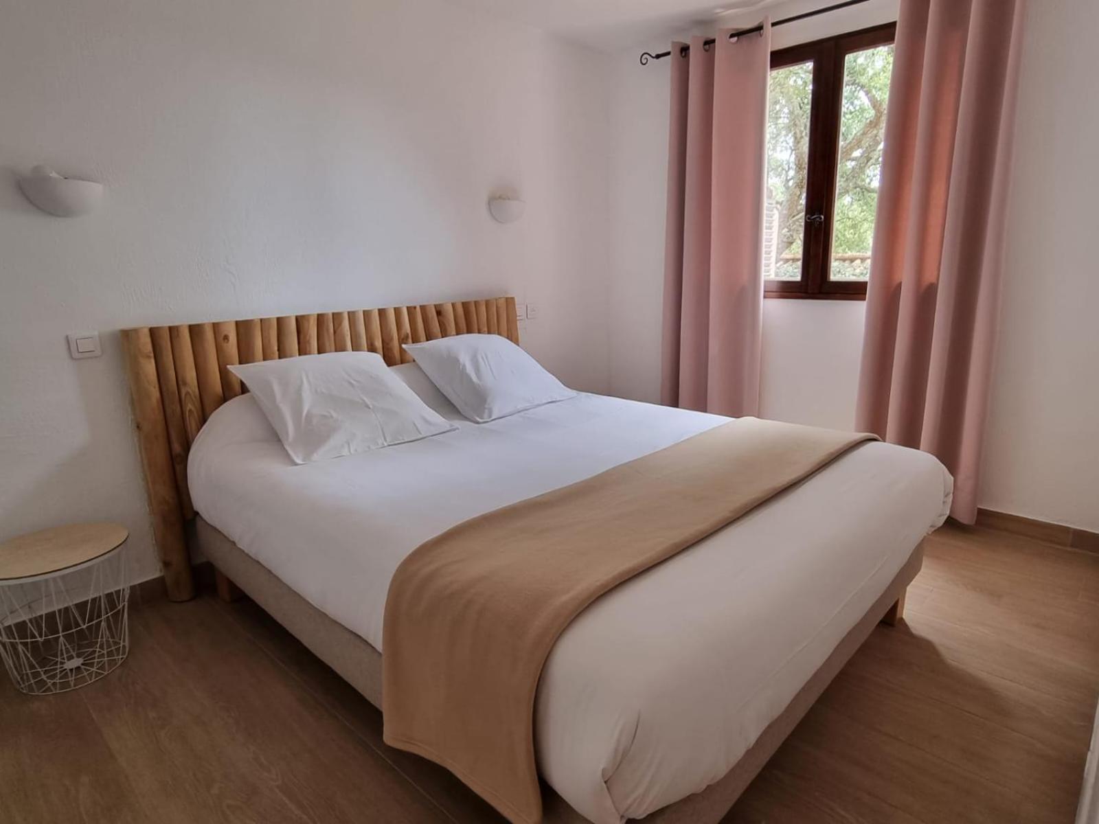 Bungalows Du Maquis Порто-Веккьо Экстерьер фото
